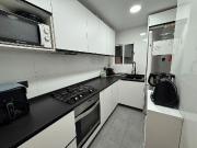 Piso en venta en calle De Biscaia, Barcelona, de 68 m² 2...