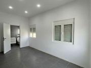 Piso en venta en calle De Floridablanca, Badalona, de 73...