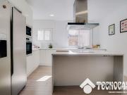 Piso en venta en calle De Galileu, Barcelona, de 100 m²...