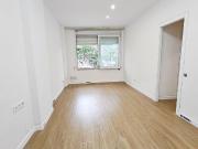 Piso en venta en calle De Joan Torras, Barcelona, de 80...