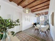 Piso en venta en calle De la Diputació, Barcelona, de 86...