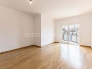 Piso en venta en calle De Les Camèlies, Barcelona, de 97...