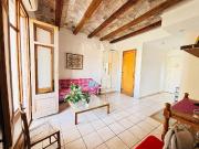 Piso en venta en calle De Les Carretes, Barcelona, de 77...