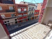 Piso en venta en calle De Milà i Fontanals, Santa Coloma...