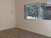 Piso en venta en calle De Padilla, Barcelona, de 75 m² 2...
