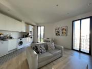 Piso en venta en calle De Padilla, Barcelona, de 76 m² 2...