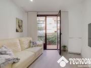Piso en venta en calle De Ribes, Barcelona, de 59 m² 2...