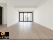 Piso en venta en calle De Rocafort, Barcelona, de 95 m²...