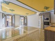 Piso en venta en calle De Santa Anna, Barcelona, de 77...