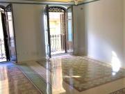 Piso en venta en calle De Santa Anna, Barcelona, de 80...