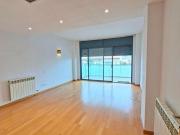 Piso en venta en calle De Santa Otília, Barcelona, de 79...