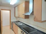 Piso en venta en calle De Segòvia, Badia del Vallès, de...