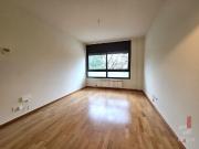 Piso en venta en calle De Thous, Barcelona, de 56 m² 2...