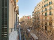Piso en venta en calle De València, Barcelona, de 105 m²...