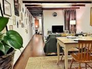 Piso en venta en calle De València, Barcelona, de 49 m²...