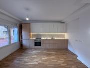 Piso en venta en calle De València, Barcelona, de 84 m²...