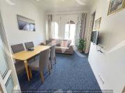 Piso en venta en calle De Viladomat, Barcelona, de 80 m²...