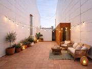 Piso en venta en calle De Violant Dhongria Reina Daragó,...