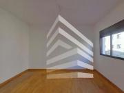 Piso en venta en calle Del Cadí, Barcelona, de 62 m² 2...