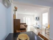 Piso en venta en calle Del Rosselló, Barcelona, de 53 m²...