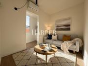 Piso en venta en calle Del Vallespir, Barcelona, de 49...