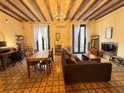 Piso en venta en calle Dels Banys Vells, Barcelona, de...