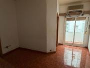 Piso en venta en calle D'olesa, Barcelona, de 48 m²...