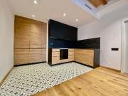 Piso en venta en calle Gíriti, Barcelona, de 84 m² 2...