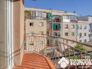 Piso en venta en calle Júlia, Barcelona, de 79 m² 3...