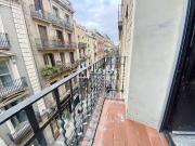 Piso en venta en calle Nou de la Rambla, Barcelona, de...