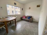 Piso en venta en avenida Del Paral·Lel, Barcelona, de 80...