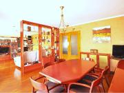 Piso en venta en Casc Antic