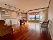 Piso en Venta en Casco Antiguo Sta. Cruz Ayuntamiento