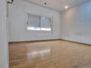 Piso en venta en Castelldefels, Centre. GRAN OPORTUNIDAD...