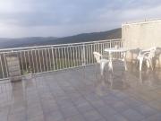 Piso en venta en Castro Caldelas. Ático amueblado con...