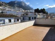 Piso en venta en Cazorla. PISO REFORMADO, CON 2...