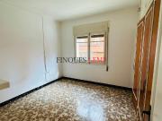 Piso en venta en Cornellà de Llobregat, Centre. Piso...