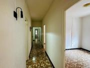 Piso en venta en Cornellà de Llobregat, Centre. Se vende...