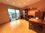 Piso en venta en Cornellà de Llobregat, de 53 m² 3...