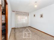 Piso en venta en Cornellà de Llobregat, La Gavarra....