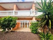 Piso en venta en Costa del Silencio, Tenerife