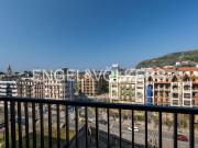 Piso en venta en Donostia San Sebastián, Egia....