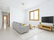 Piso En Venta En El Corazón De Arucas!.. Arucas es un...