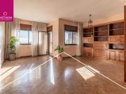 Piso en venta en Esplugues de Llobregat, Centre. Piso...