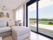 Piso en venta en Estepona, Benatalaya. Pisos.