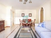 Piso en venta en Estepona, Centro. Piso en primera...