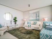 Piso en venta en Estepona, Guadalobón. Lujoso piso de 4...