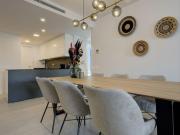 Piso en venta en Estepona, La Concha Resina Golf. Modern...