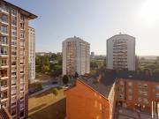 Piso en venta en Gijón, El Polígono. Avenida de...