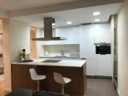 Piso en venta en Girona, La Devesa. Pis cantoner amb...